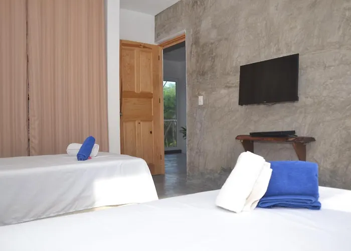 Relaxing Comfortable Jungle View Eklum Rivera Maya Pool Ac Gym Gated Community Alloggio in famiglia