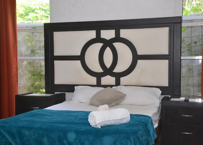 Relaxing Comfortable Jungle View Eklum Rivera Maya Pool Ac Gym Gated Community Alloggio in famiglia