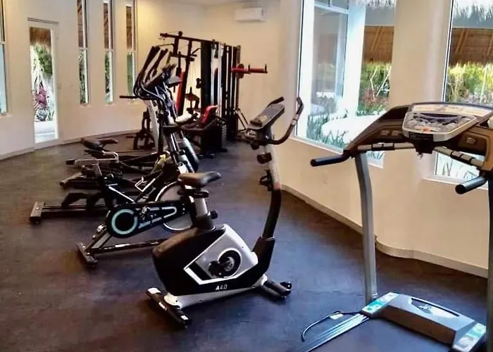 Alloggio in famiglia Relaxing Comfortable Jungle View Eklum Rivera Maya Pool Ac Gym Gated Community *